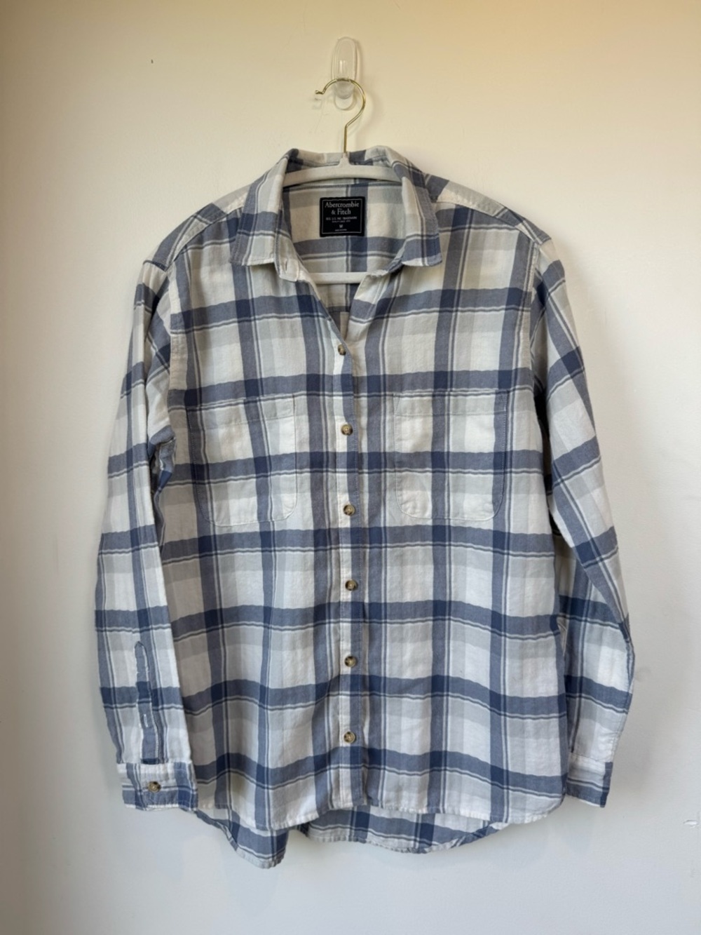 Abercrombie & Fitch Men's White and Blue Plaid Button-Down Shirt
